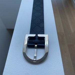Gucci leather belt
